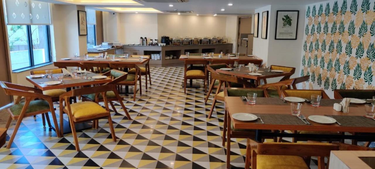 Spree Hotel Kriday Dehradun Dış mekan fotoğraf